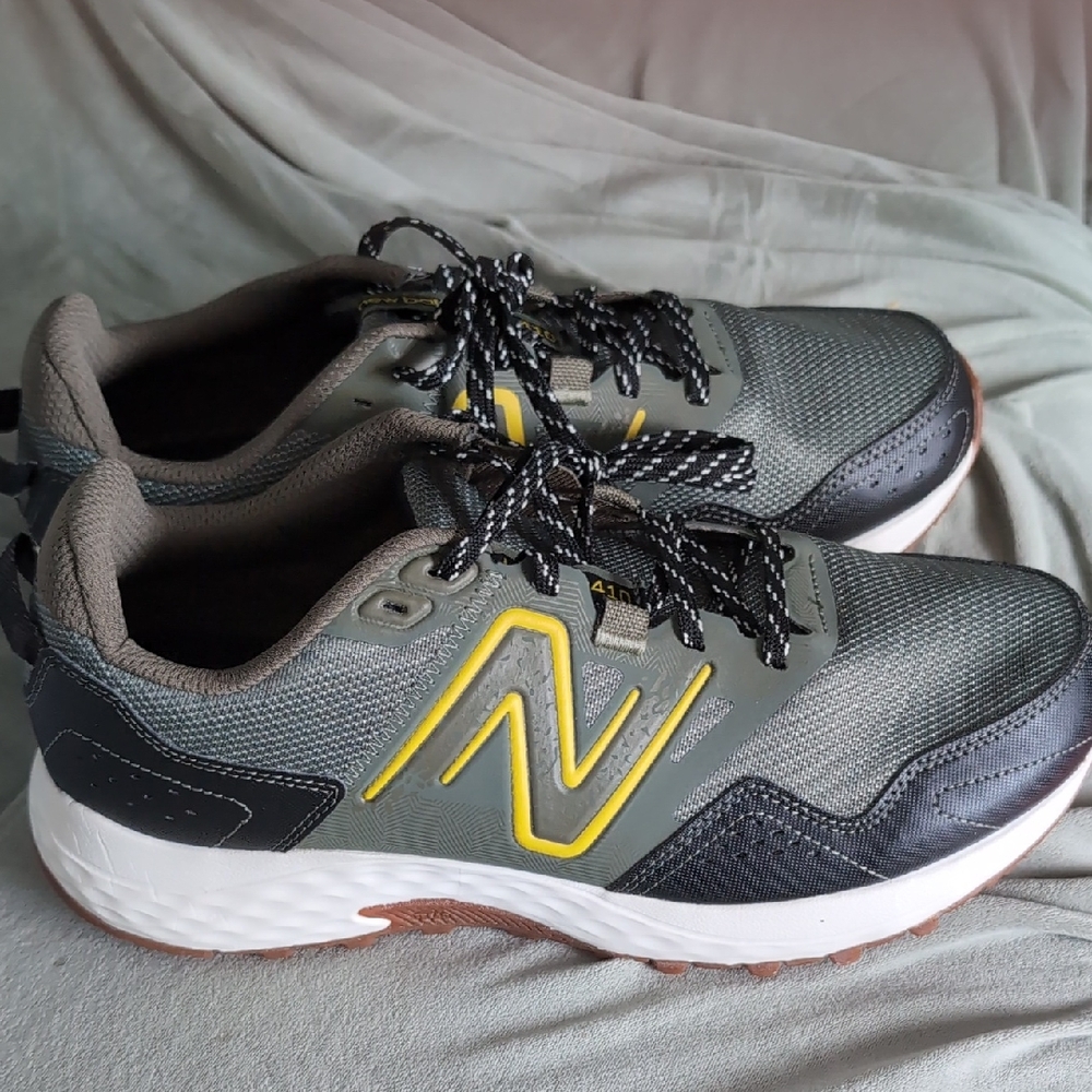 New Balance Yellow and Green Athletic Shoes with Mesh Upper